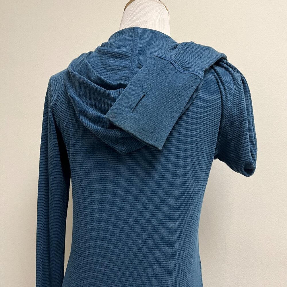 Patagonia thermal hooded zip top blue cotton M thumbholes - Picture 2 of 7